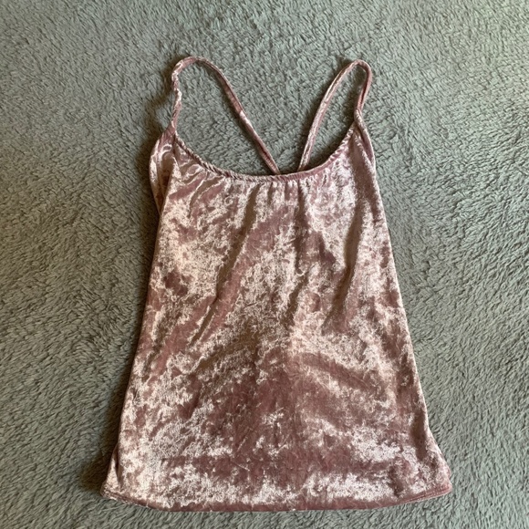 baby pink velvet L. A. HEARTS open back body suit. - Picture 3 of 4